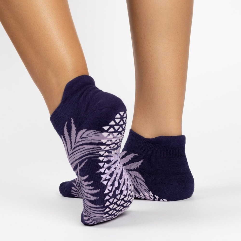 Palm Shadow Full Foot Grip Sock NWT - M/L